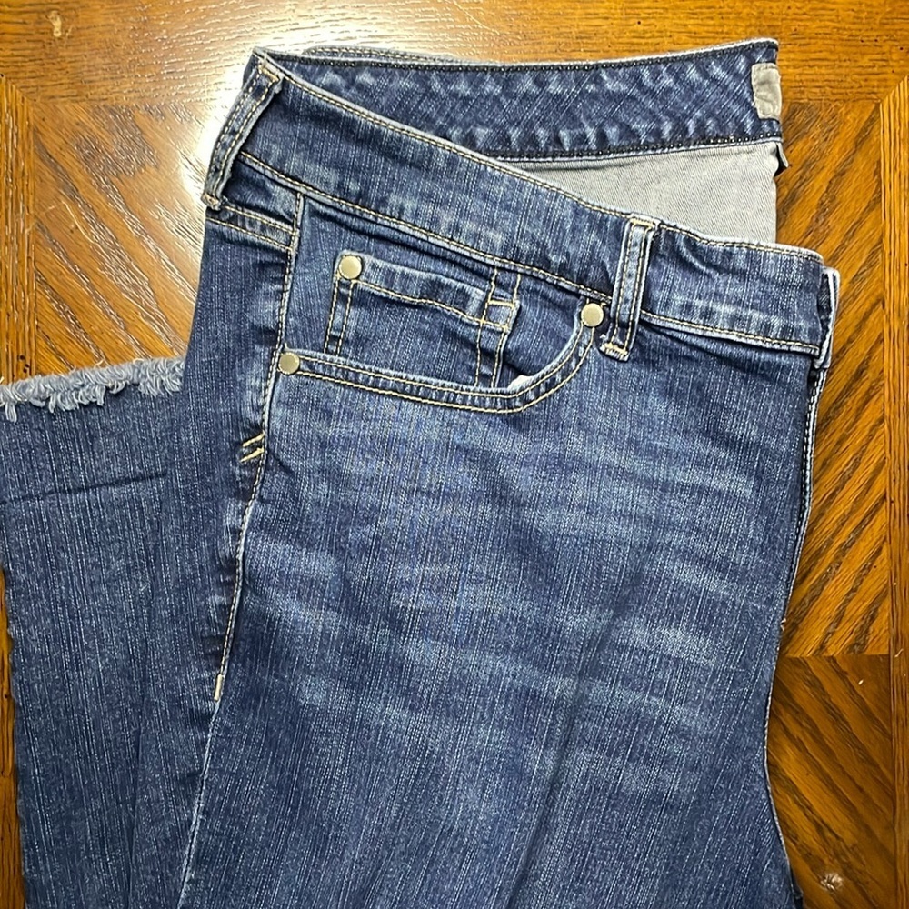 Torrid #feelthefit Distressed Crop Boyfriend Vintage Stretch Jeans Size 18​​